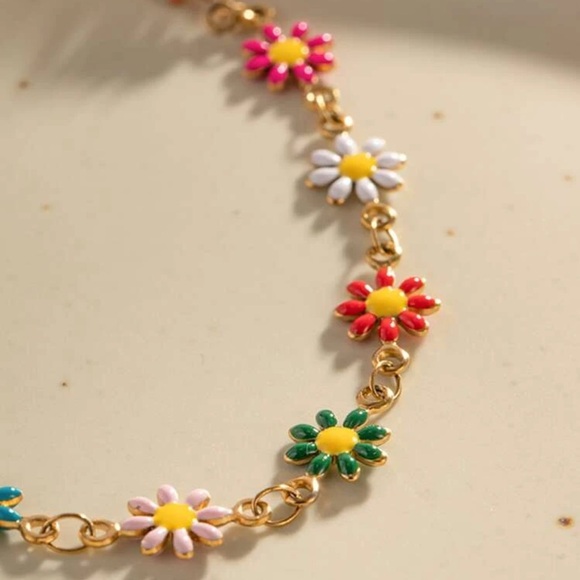 ◾️18K Gold Plated Multi Color Small Daisy Bracelet - Picture 12 of 14